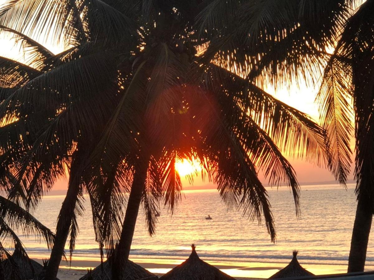 Unique Mui Ne Resort And Spa Phan Thiết Buitenkant foto