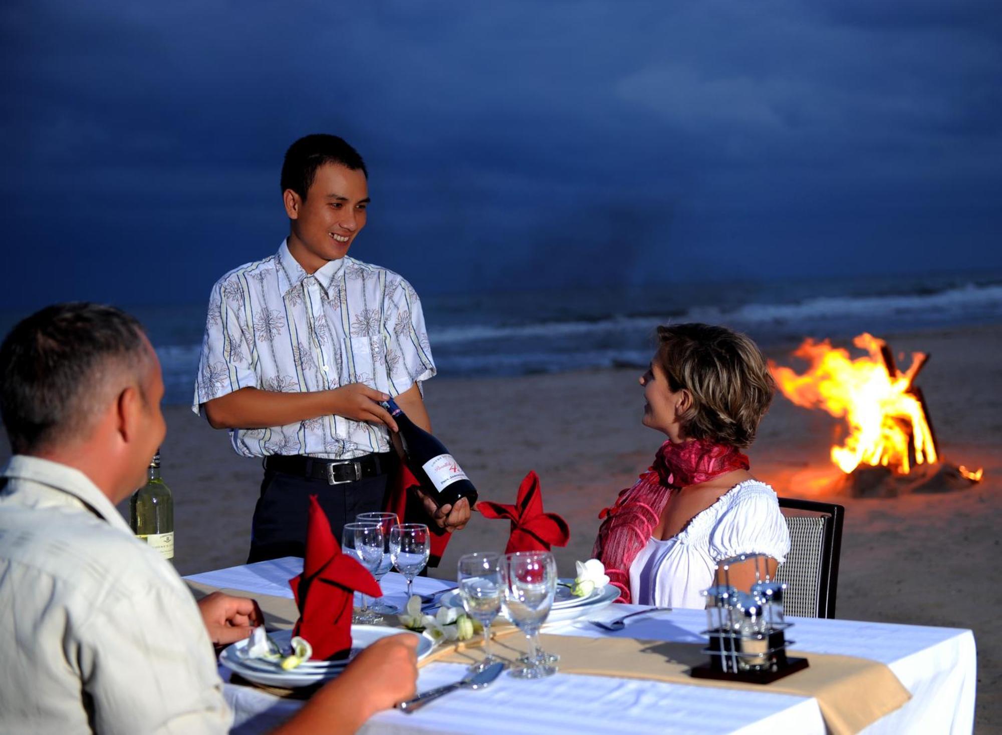 Unique Mui Ne Resort And Spa Phan Thiết Buitenkant foto